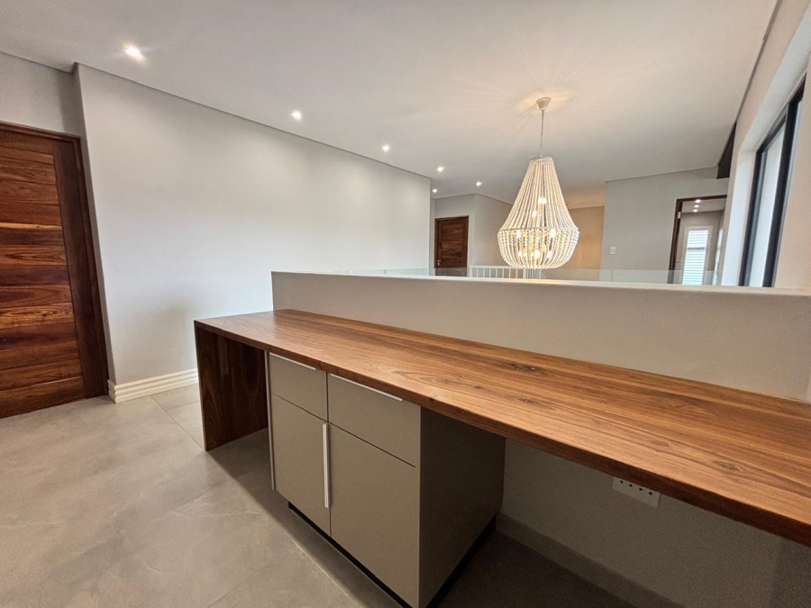 4 Bedroom Property for Sale in Grimbeeck Park North West